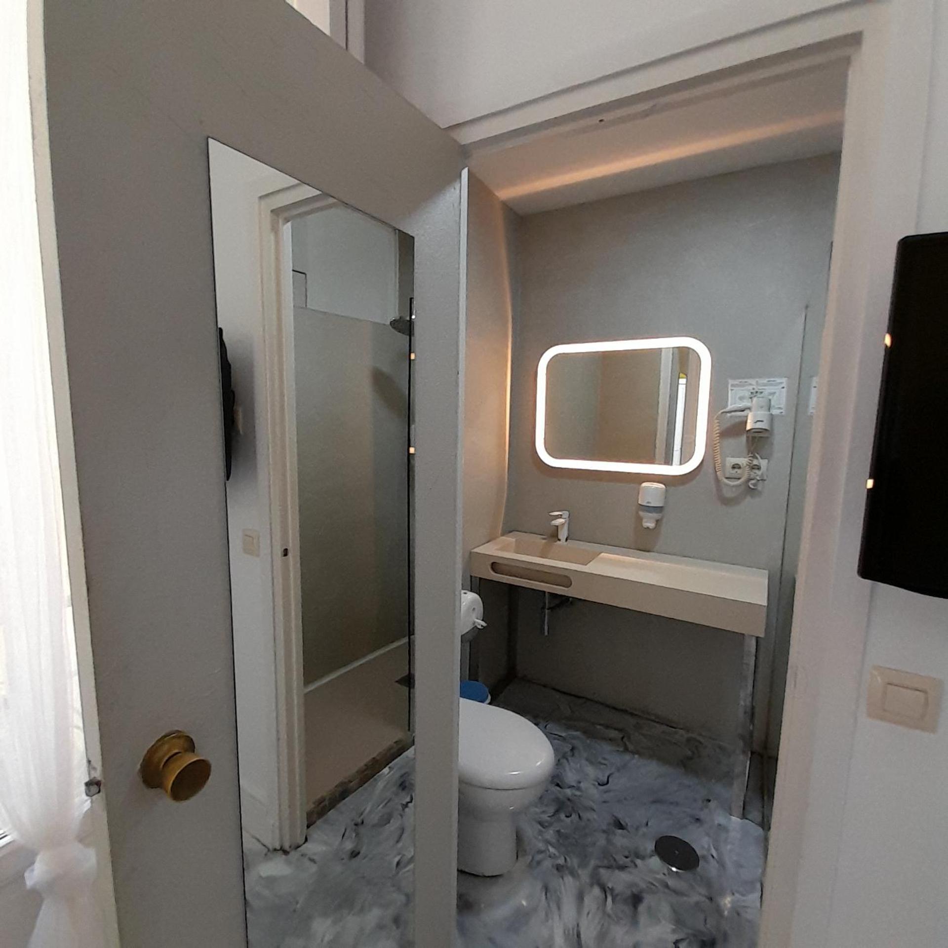 Apartamentos Matute 11 Madrid Kültér fotó